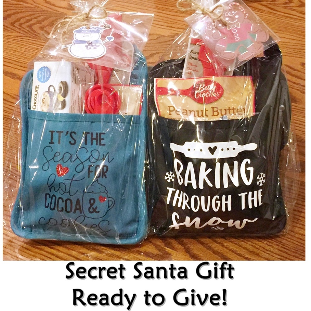 Secret Santa 5 pc Potholder Hot Cocoa & Cookies
